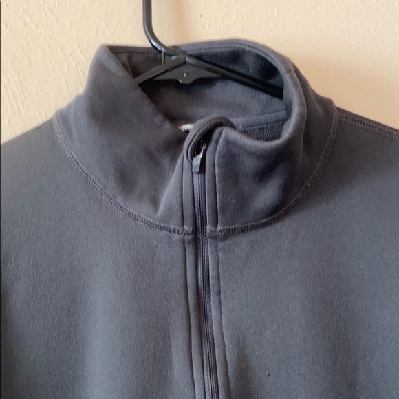 North face jacket - Picture 3 of 8